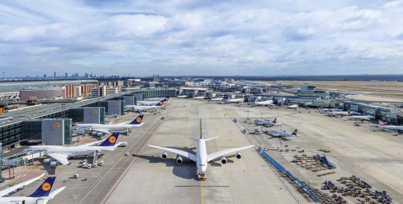5.6 مليون مسافر عبر مطار فرانكفورت الألماني الشهر الماضي