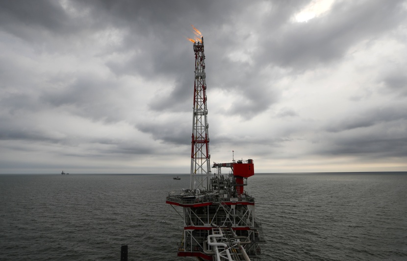نوفاك: روسيا تخفض إنتاج النفط بما يتماشى مع اتفاق أوبك