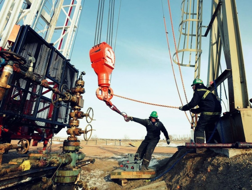 روسيا قد تزيد إنتاج النفط 228 ألف برميل يوميا أو أكثر في يونيو