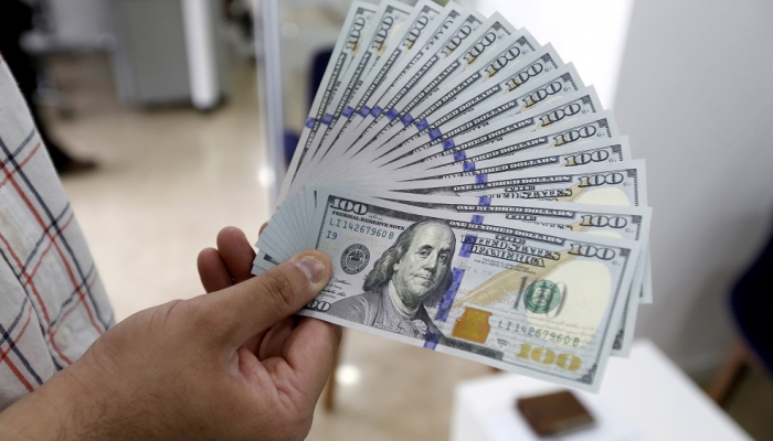 الدولار يواصل تراجعه أمام الجنيه المصري وانخفاض التضخم