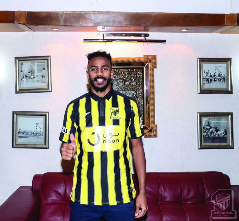 الشمراني .. صفقة الاتحاد الأولى