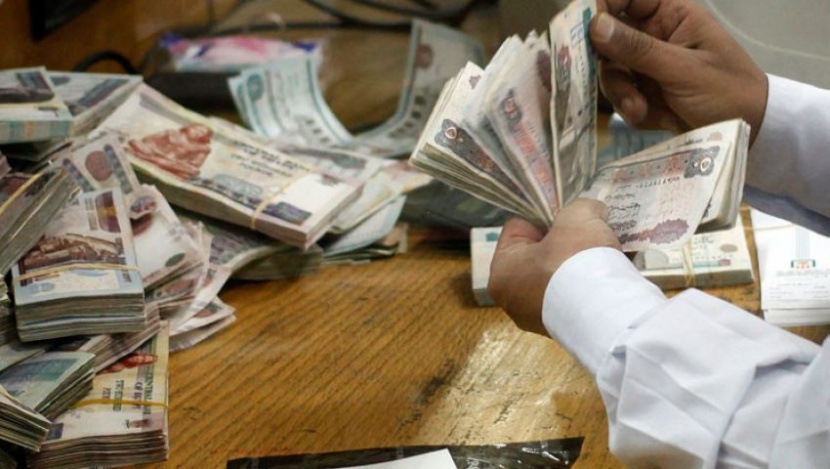 الجنيه المصري يرتفع أمام الدولار لأعلى مستوى في عامين 