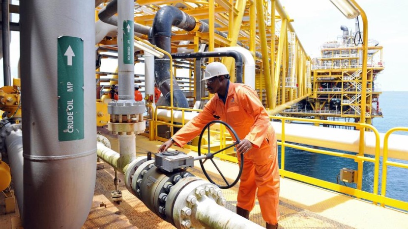 وزير النفط النيجيري: "أوبك بلس" تدعم الاستمرار في خفض إنتاج النفط