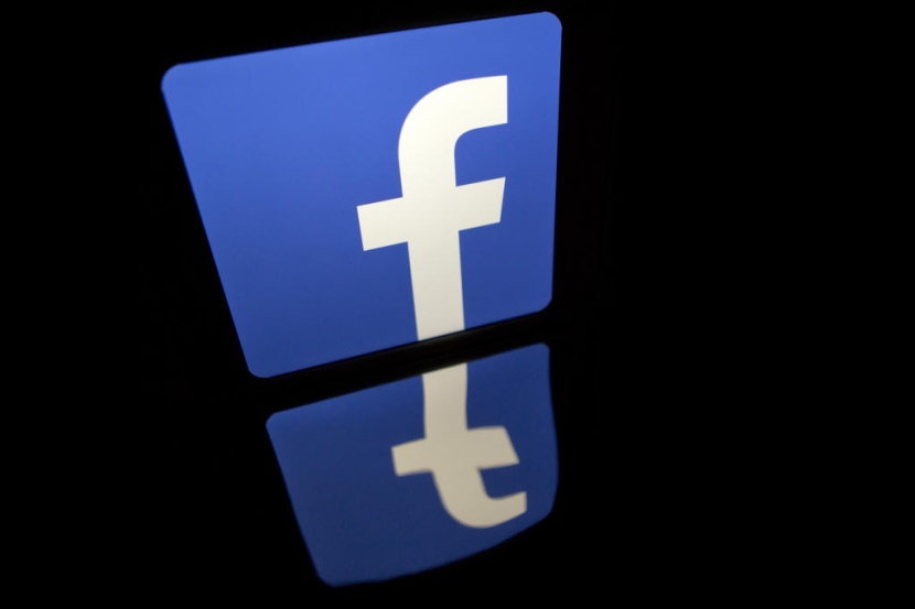 بريطانيا تطالب "فيسبوك" و"إي باي" بالتصدي للتقييمات المزيفة للسلع