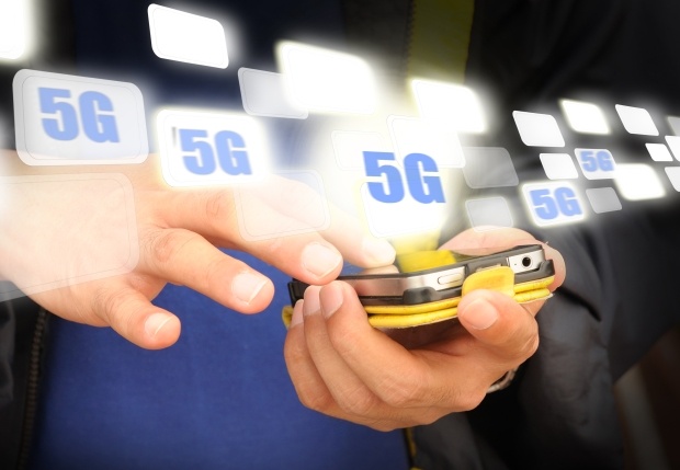 الإعلان عن أول هاتف يدعم الـ5G في الإمارات