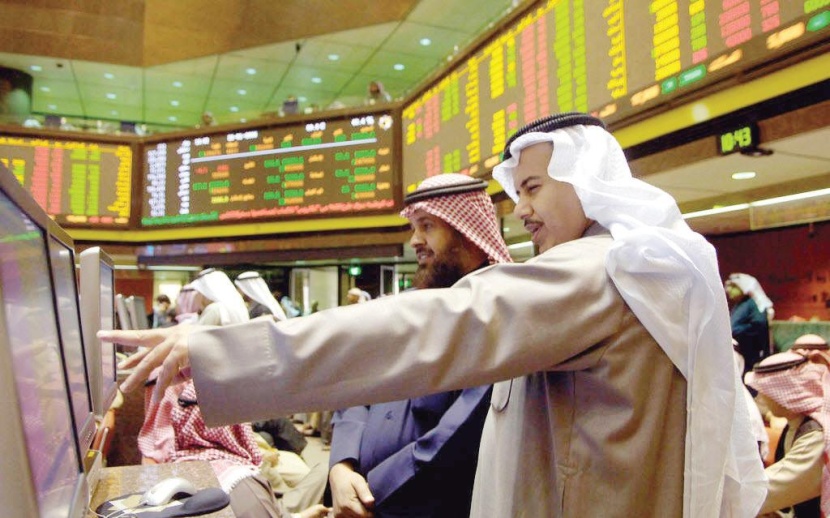 تباين أداء البورصات الخليجية .. ومبيعات أجنبية وعربية تهبط بـ «المصرية»