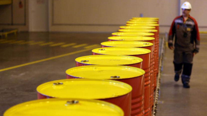 معهد البترول: مخزون النفط الخام الأمريكي يهبط 8.1 مليون برميل