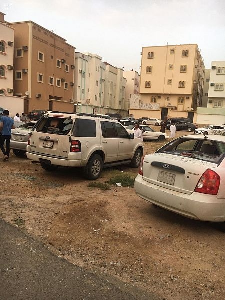 الدفاع المدني: سقوط شظايا طائرة بدون طيار حوثية بمبنى سكني ولم ينتج عنه أي إصابات