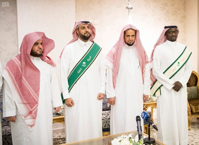 النائب العام يعتمد وشاح النيابة العامة