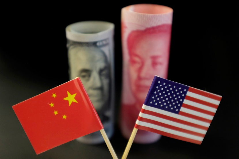 الصين تطالب أمريكا بإلغاء الرسوم الجمركية لإبرام اتفاق تجاري