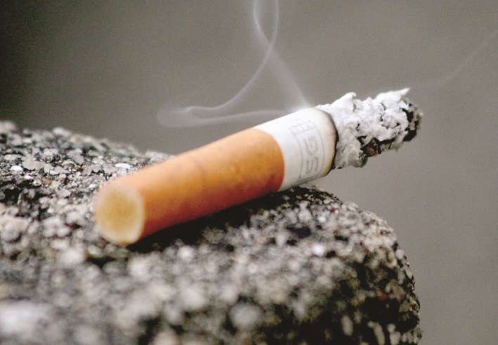 التعرض المباشر لدخان السجائر يزيد الإصابة بنوبة قلبية