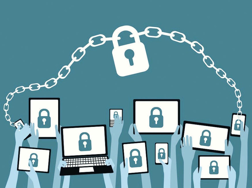 أيهما أهم: التواصل الاجتماعي أم خصوصية المستخدمين؟