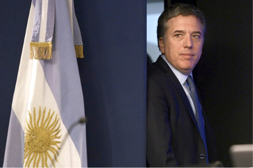 استقالة وزير الخزانة الأرجنتيني وسط أزمة اقتصادية