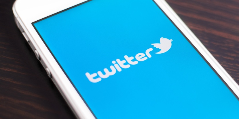 "تويتر" يعترف بضرورة حماية اللاعبين من العنصرية على مواقع التواصل الاجتماعي