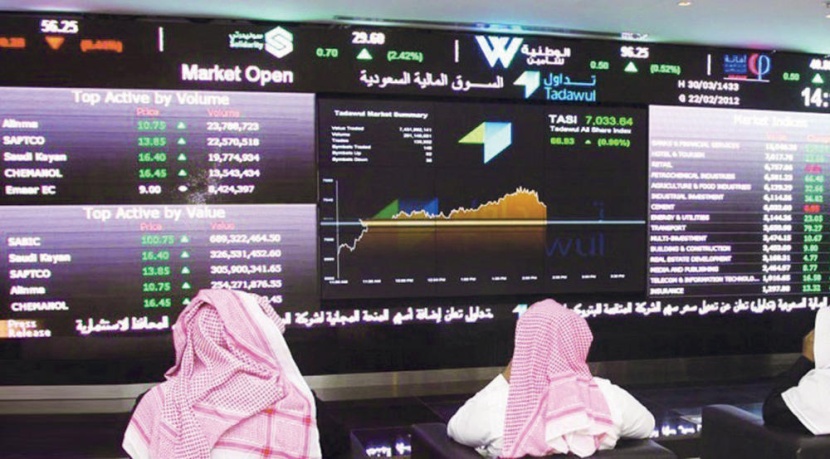 محللون: بروز إشارات إيجابية في المفاوضات التجارية يدفع الأسهم السعودية إلى الانتعاش