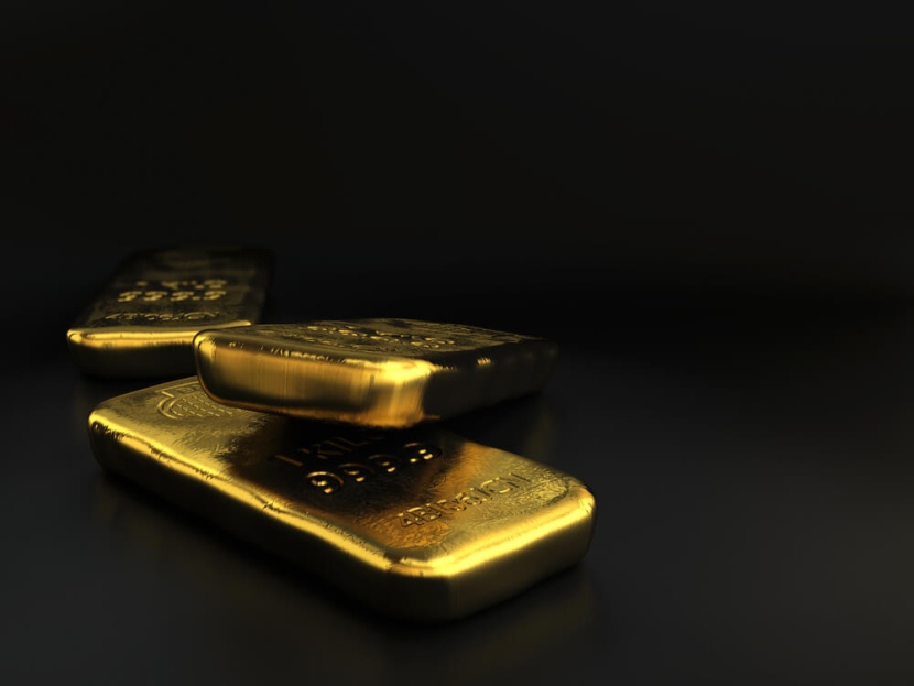 الذهب ينخفض مع تحسن الشهية للمخاطرة بدعم تفاؤل التجارة