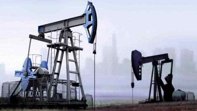 "برنت" يتراجع 6% مع استعادة المملكة إنتاجها النفطي بالكامل