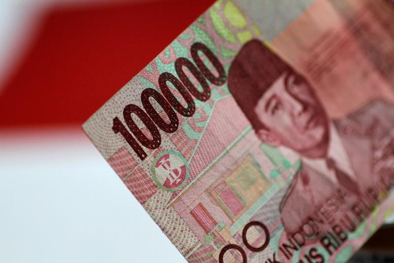إندونيسيا تخفض معدل الفائدة للشهر الثالث على التوالي لتعزيز النمو