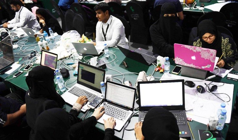 الأدب الرقمي .. رؤية جديدة للنص خارج الورق
