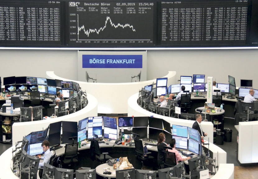 الأسهم الأوروبية تصعد وسط تعاملات حذرة .. و«فاينانشيال تايمز» البريطاني يتألق