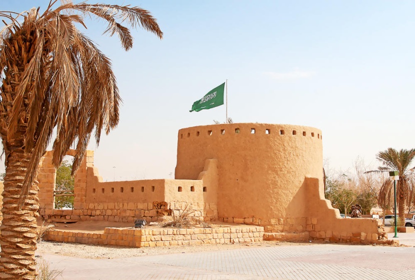224 % ارتفاع رخص الإرشاد السياحي .. والرواتب تصل إلى 3 آلاف ريال يوميا