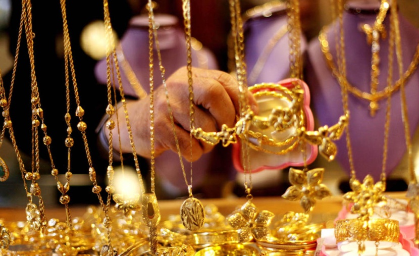 الذهب يرتفع مع ترقب المستثمرين لإشارات ملموسة بشأن التجارة والانفصال البريطاني