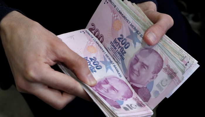 الليرة التركية أسوأ العملات أداء في أكتوبر بسبب العقوبات الأمريكية.. هبطت 5%