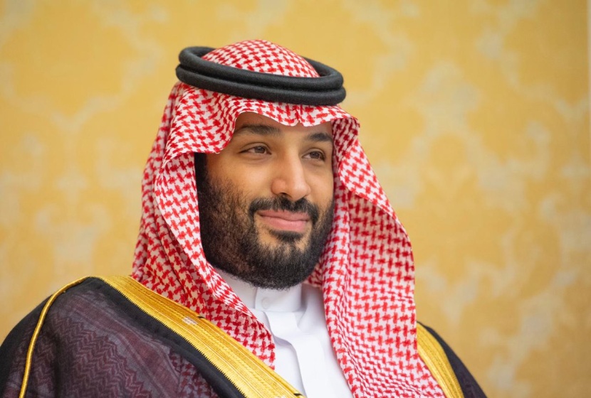 أمام خادم الحرمين .. الأمير سلطان بن أحمد بن عبد العزيز يؤدي القسم بمناسبة تعيينه سفيرا لدى البحرين