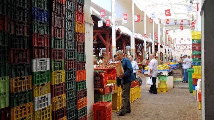 تراجع معدل التضخم السنوي في تونس إلى 6.5%