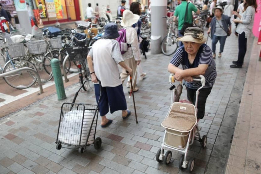 ارتفاع إنفاق المستهلكين رغم تراجع الأجور في اليابان