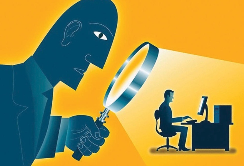 العري المعلوماتي .. دكتاتورية رقمية تجرد الإنسان من حرياته