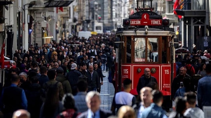 معدل البطالة في تركيا يرتفع إلى 13.4%.. والليرة تنخفض