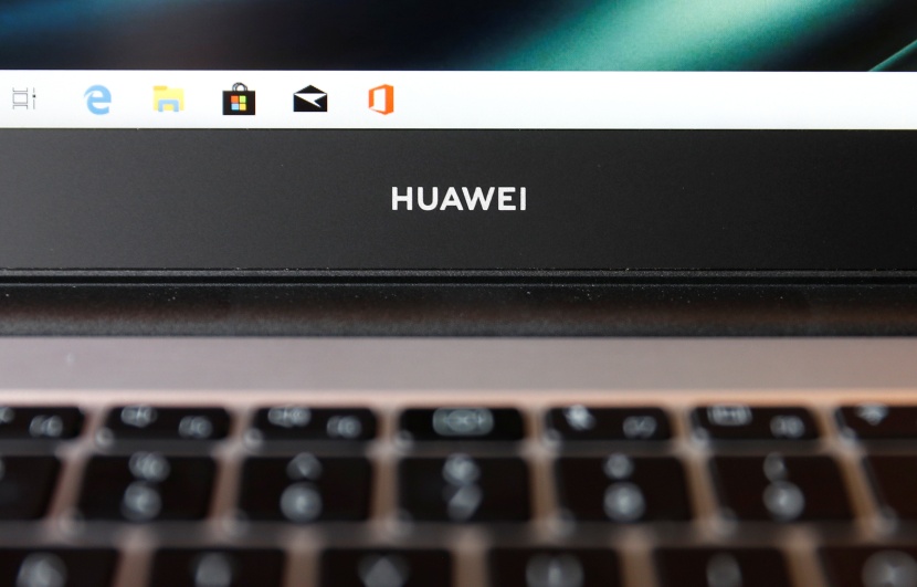 "هواوي" تطرح هاتفا ذكيا جديدا قابلا للطي تحت اسم "Mate XS" بشاشة أفضل