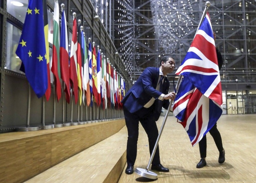 الاتحاد الأوروبي تحدد أولوياته في التفاوض التجاري مع بريطانيا 