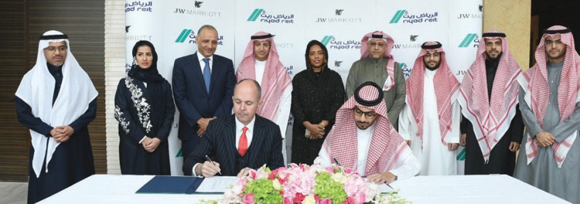 صندوق الرياض ريت يوقع اتفاقية تشغيل فندق برج رافال مع شركة ماريوت الدولية