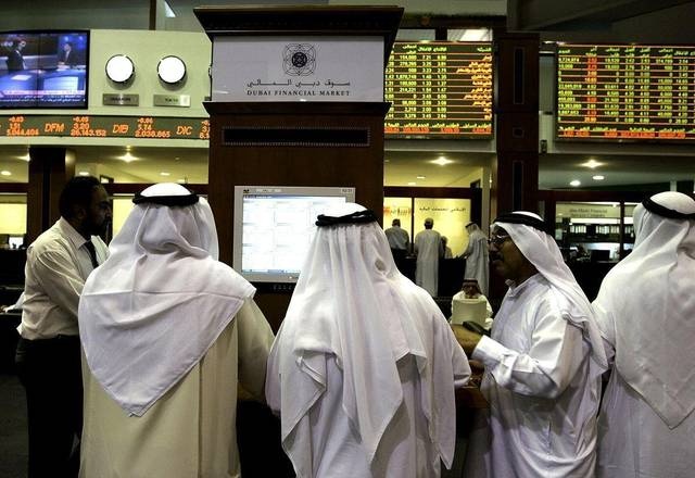 أسواق الإمارات تهوي عند بدء تعاملاتها بأكثر من 6 %