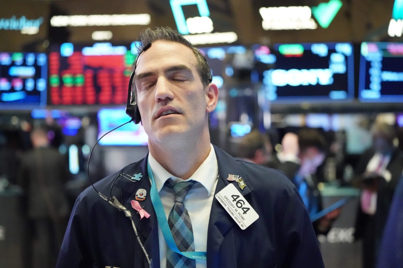 افتتاح الأسهم الأمريكية على هبوط بأكثر من 7 % .. و "داو جونز" يهوي 1700 نقطة