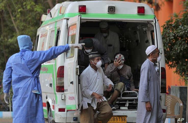 «كورونا» يحتجز 2.6 مليار شخص في بيوتهم