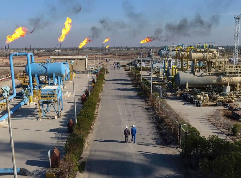 العراق يدعو شركات البترول الأجنبية لخفض ميزانيات تطوير الحقول 30 %