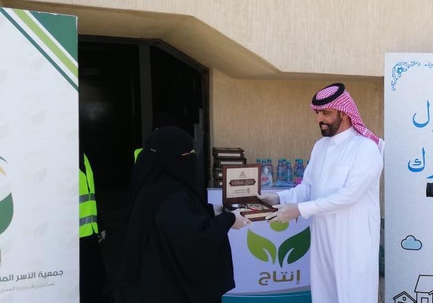تسليم مفاتيح وحدات الإسكان التنموي لعدد من الأسر المستحقة في حائل