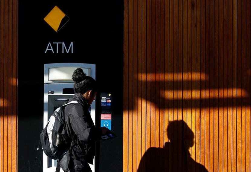 تراجع أسهم البنوك الأسترالية بعد تعليق التوزيعات النقدية للمساهمين في نيوزيلندا