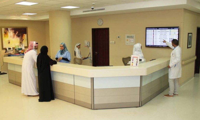 العاملون في القطاع الصحي السعودي الأعلى  خليجيا ..  ويتجاوزون المتوسط عربيا
