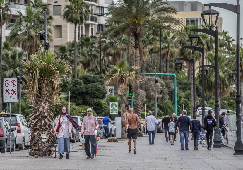 لبنان يستأنف إعادة فتح الاقتصاد تدريجيا غدا بعد قيود كورونا
