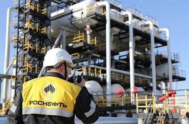 "روسنفت" الروسية : سنفي بالتزامات إمدادات النفط