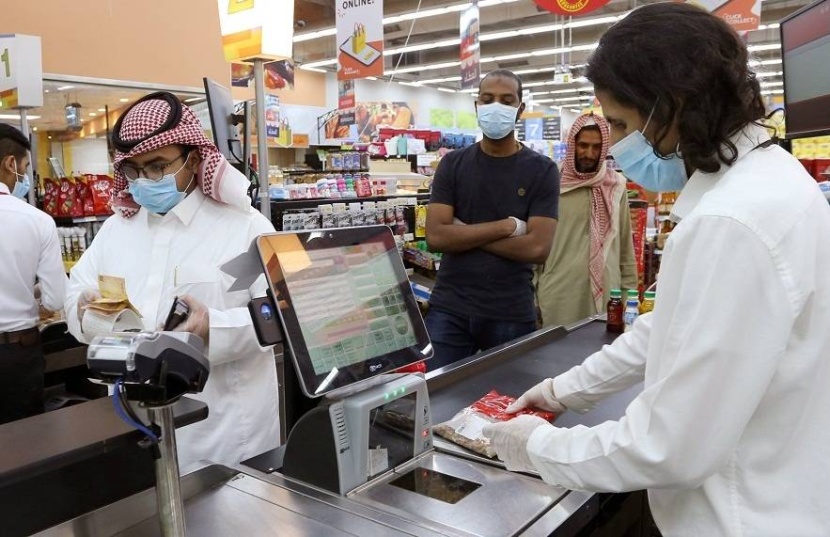 «مؤسسة النقد»: الإجراءات الحكومية ستخفف من آثار كورونا على الاقتصاد السعودي