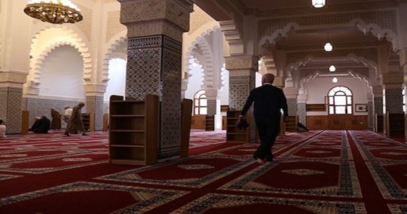 مصر تقرر فتح دور العبادة لأداء الشعائر اليومية بداية من السبت المقبل