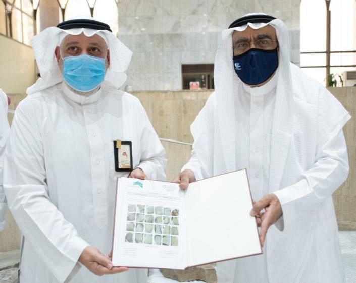 العثور على 24 قطعة أثرية بجوار مقبرة المعلاة في مكة تعود للعام 655 هجري