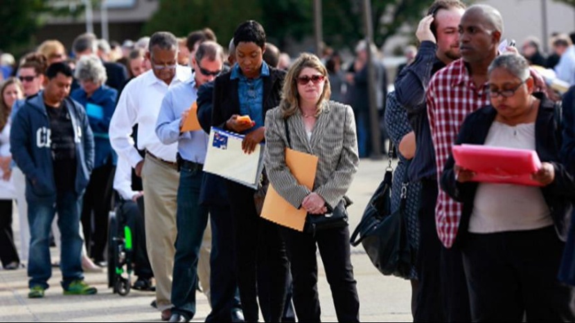 طلبات إعانة البطالة الأمريكية الجديدة تنخفض لما دون المليونين الأسبوع الماضي