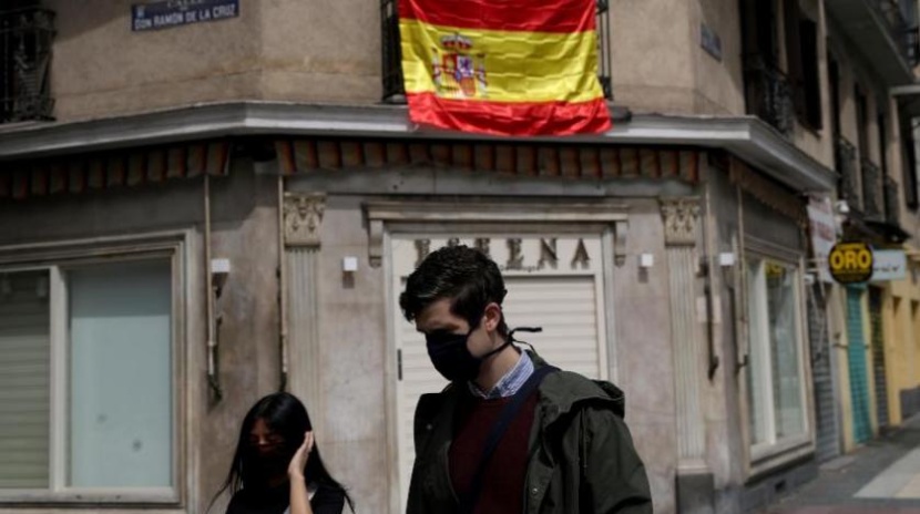 إسبانيا تعيد فرض الحجر المنزلي على 200 ألف شخص في كاتالونيا