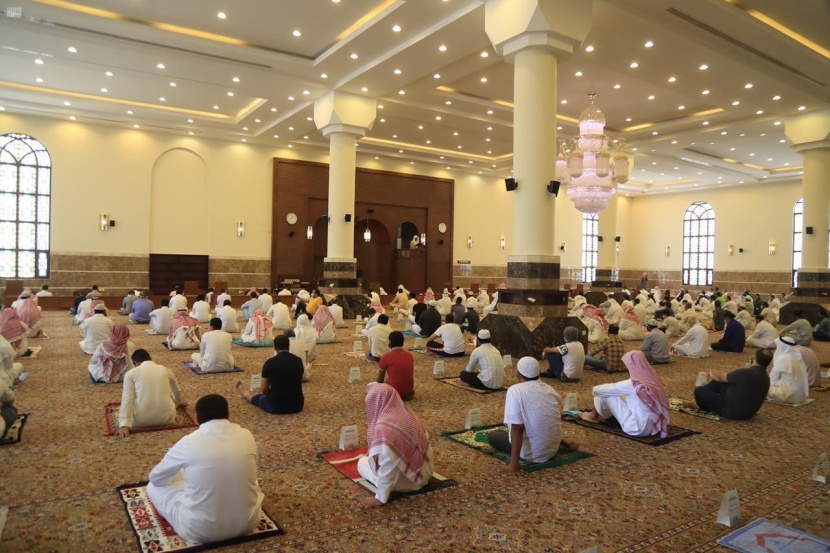 اعتماد إقامة صلاة عيد الأضحى في الجوامع والمساجد الإضافية المهيأة وفق البروتوكولات الوقائية